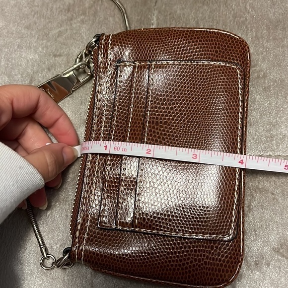 Dana Buchman brown crossbody wallet, removable chain strap, card slots on back - Picture 7 of 10